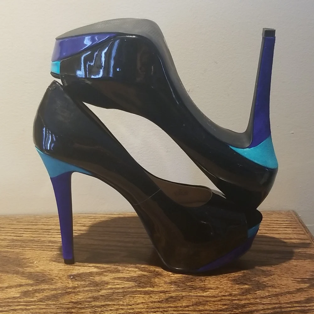 Gianni Bini Jamie009 Colorblock Platform Stiletto - Picture 2 of 9